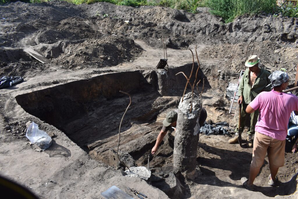 У Черкасах на території "литовського" замку проводять археологічні дослідження