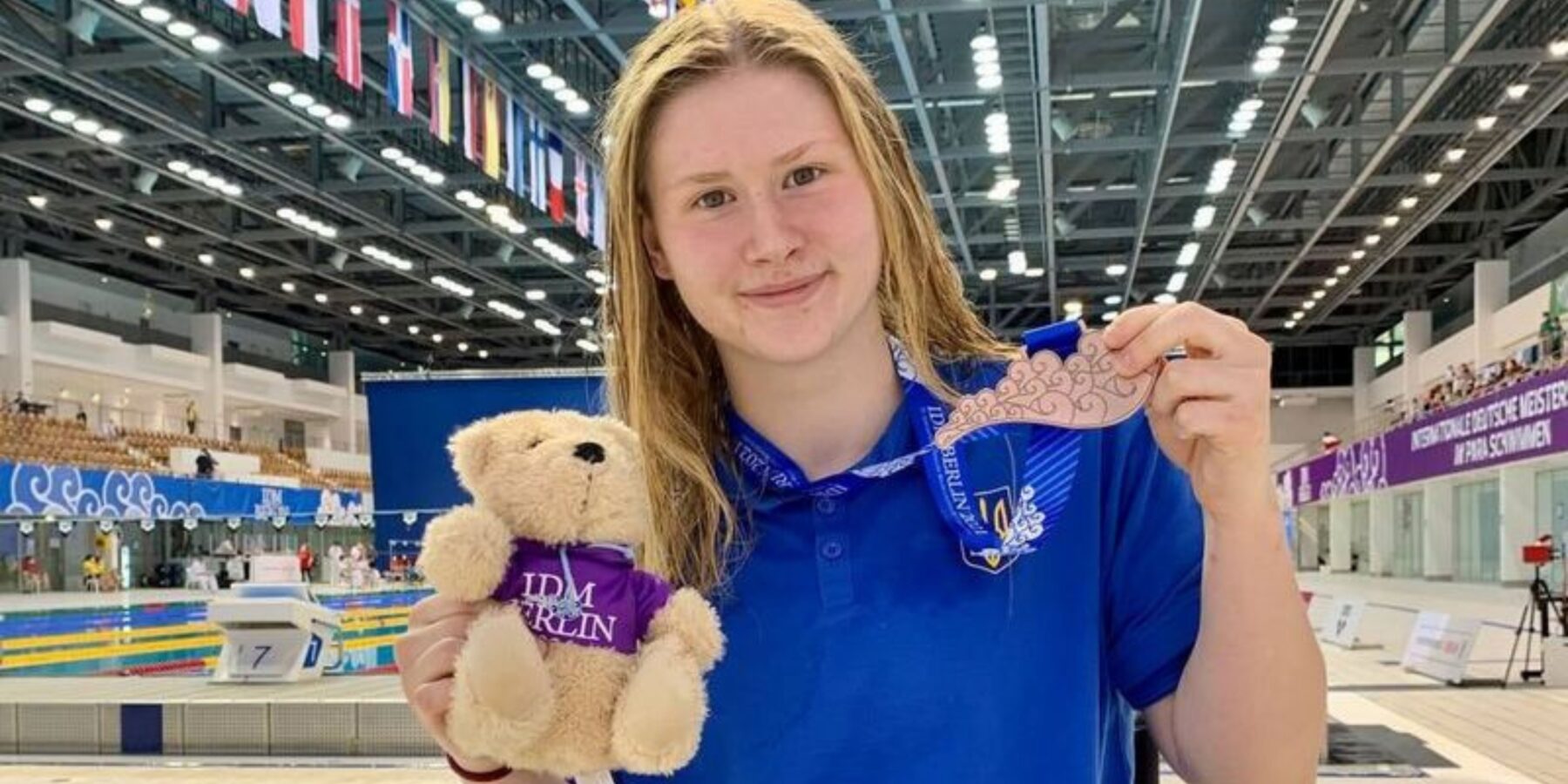 Плавчиня із Миколаєва встановила світовий рекорд із параплавання