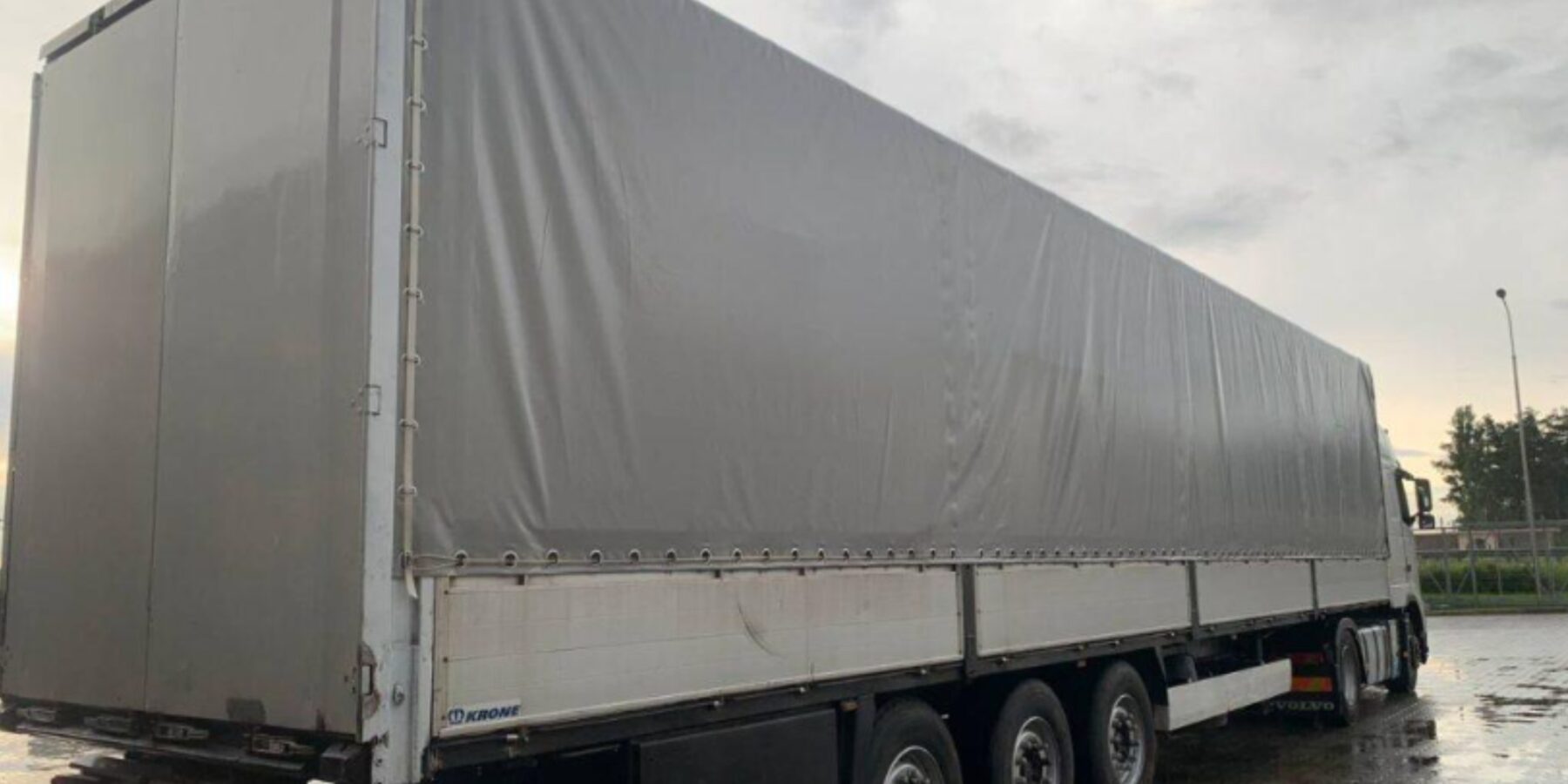 NEW.TENT.UA – лидер на рынке автомобильных тентов в Украине