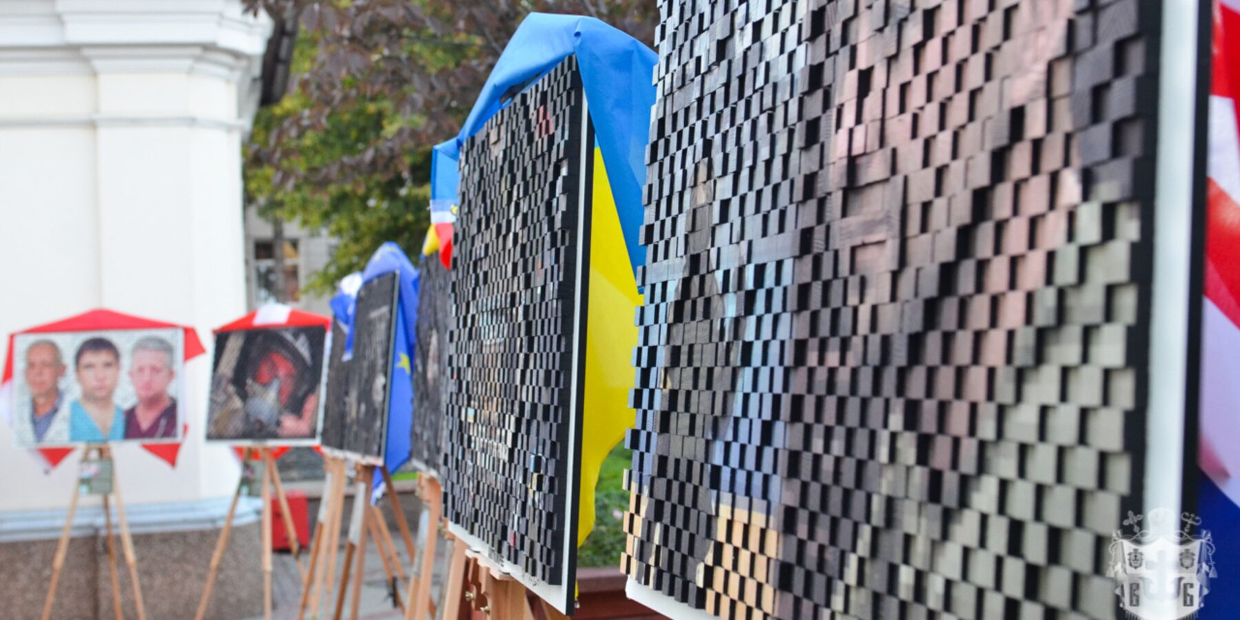 У Вінниці митець встановив рекорд, відкривши першу виставку картин зі стереоскопічним ефектом