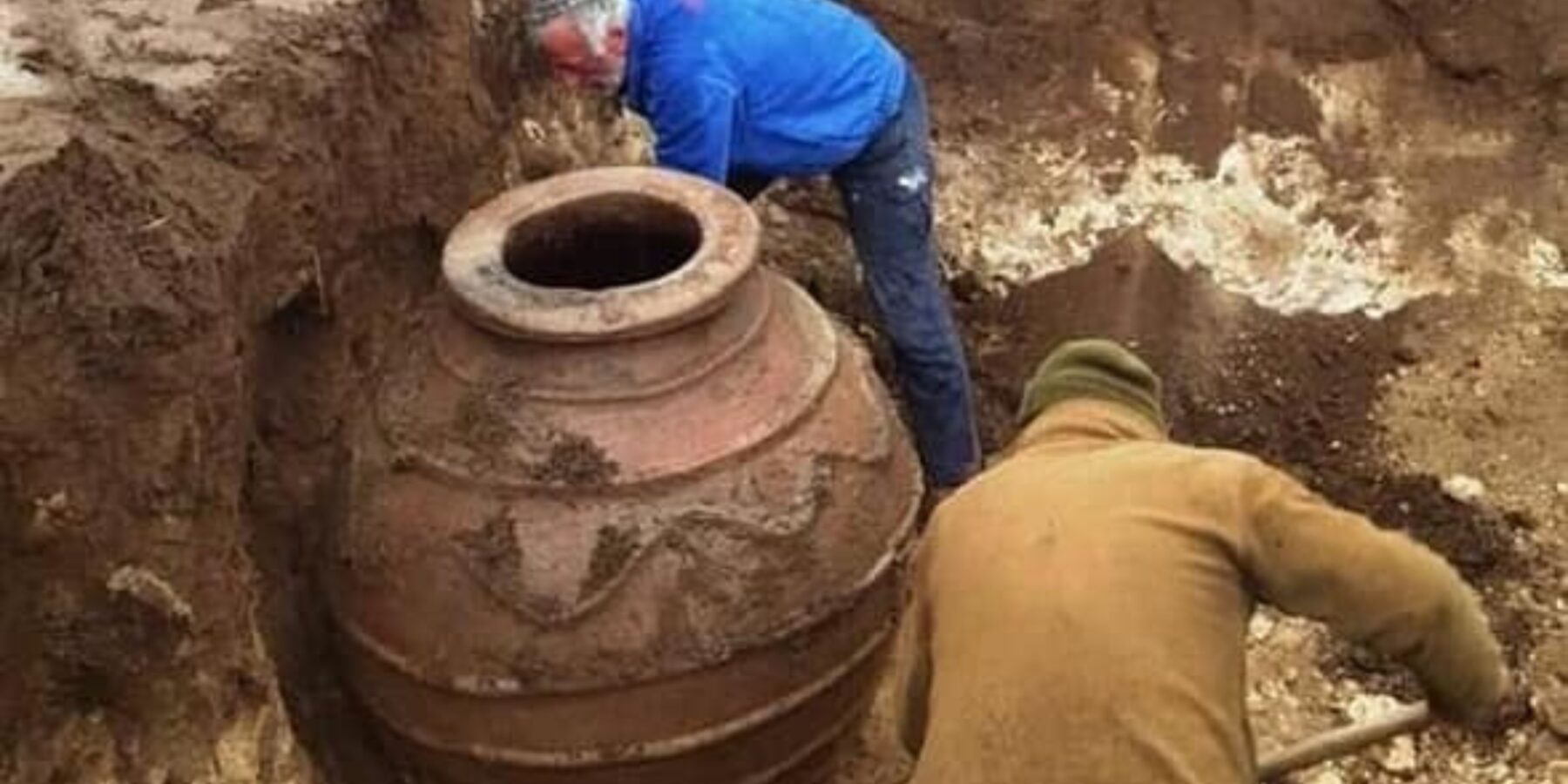 У Туреччині фермер виявив давньогрецький глиняний глек VI-V століть до нашої ери