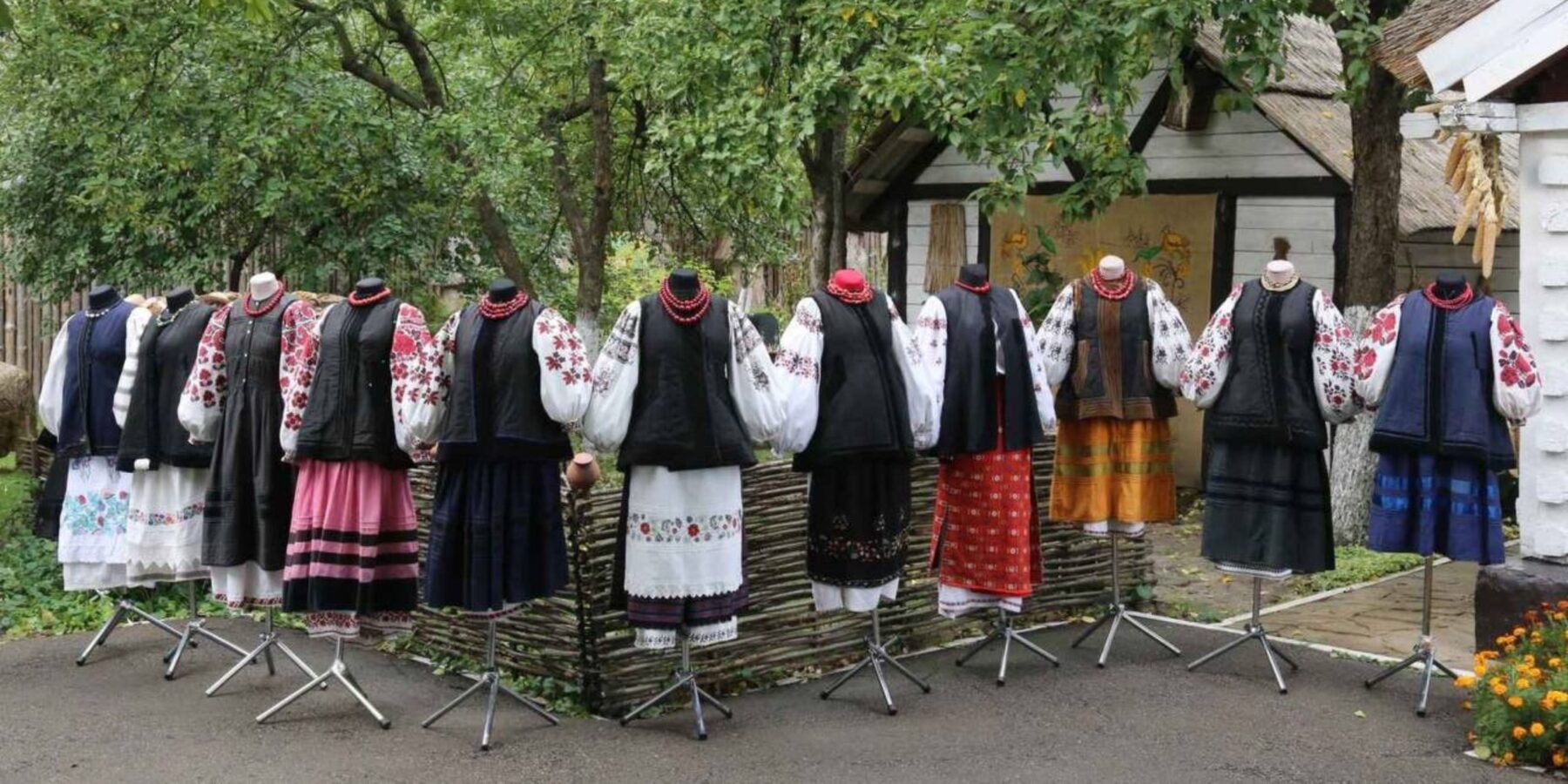 На Київщині започаткували Всеукраїнський день традиційного українського одягу