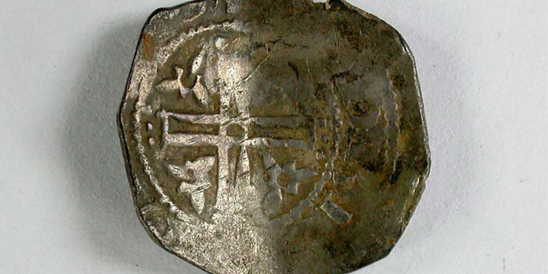 У Великобританії знайшли монети ХІІ століття, випущені у період однієї із перших інфляцій у світі