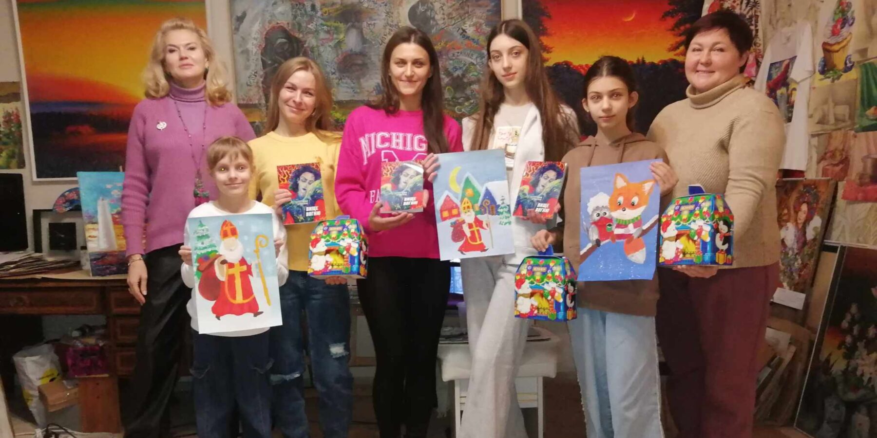 До Дня Святого Миколая у Києві відбувся благодійний майстер-клас для дітей, постраждалих від війни