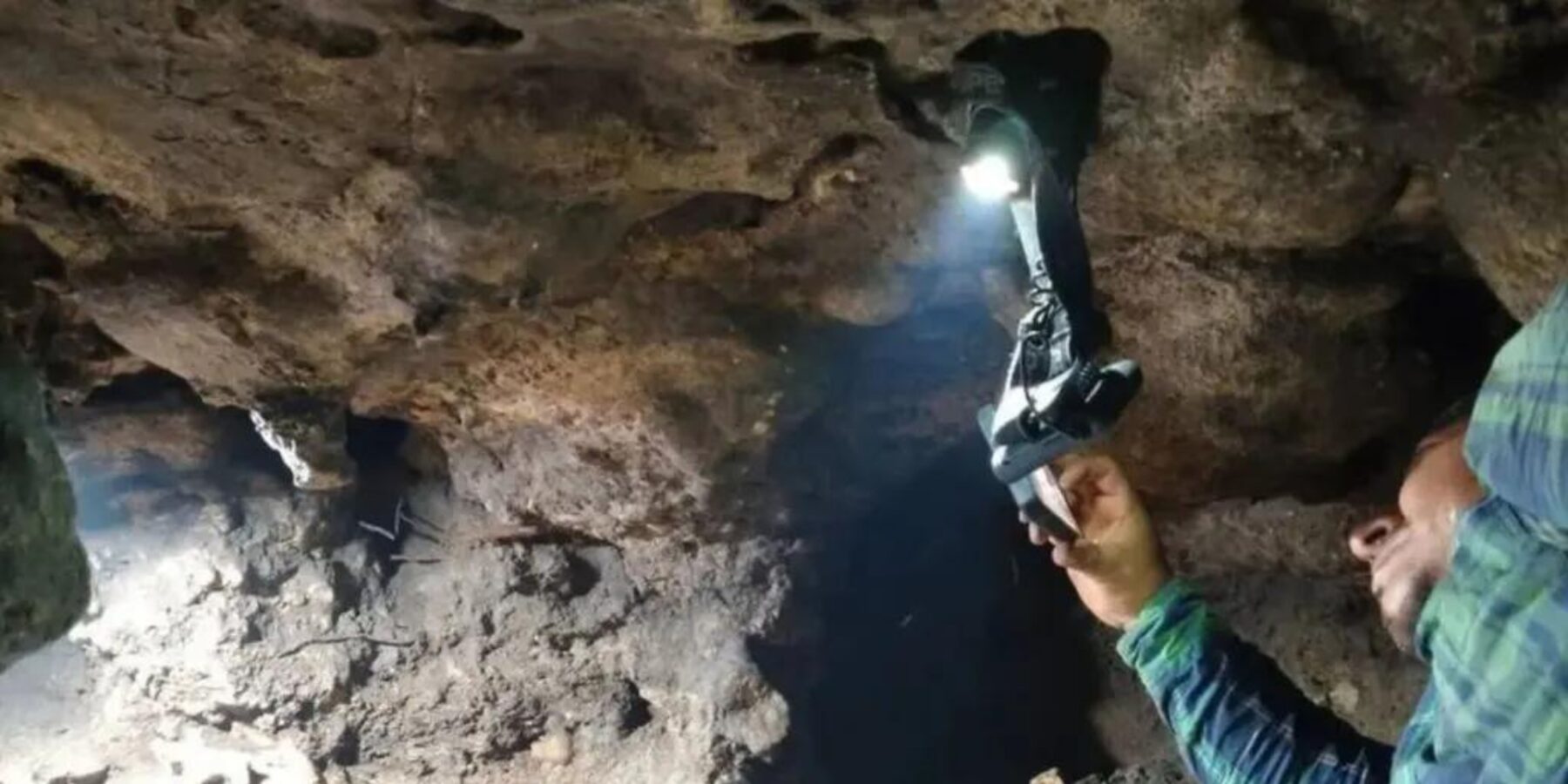 У Мексиці археологи знайшли печеру майя зі скелетами віком понад 1000 років