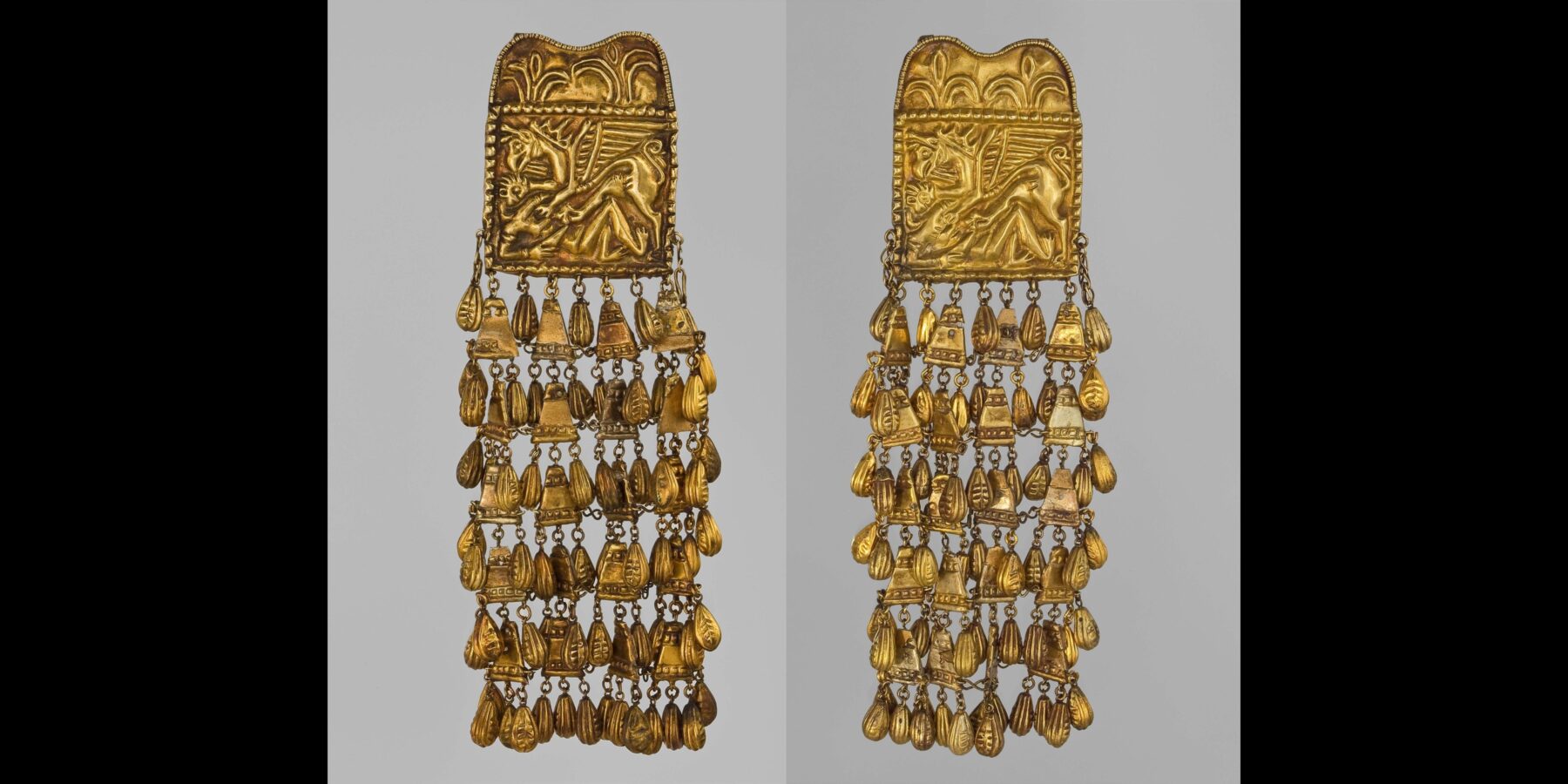 Українські науковці показали прикраси скіф’янки IV століття до нашої ери, із зображенням битви з грифоном