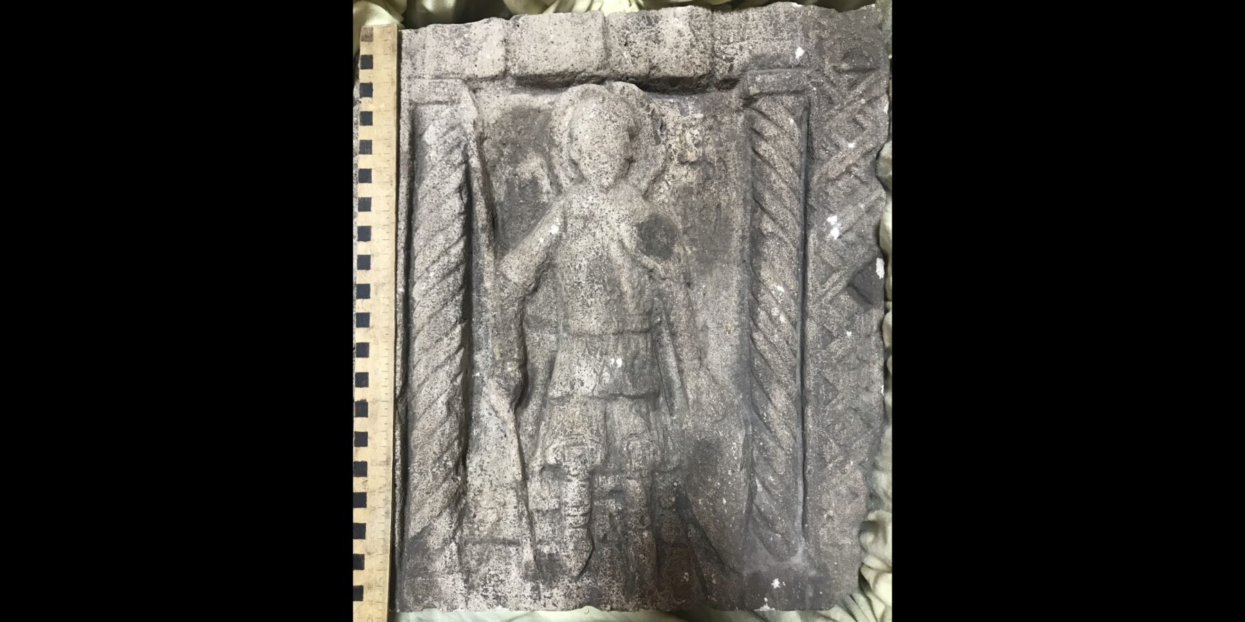 На Волині врятували від незаконного вивезення унікальний артефакт ХІІІ століття