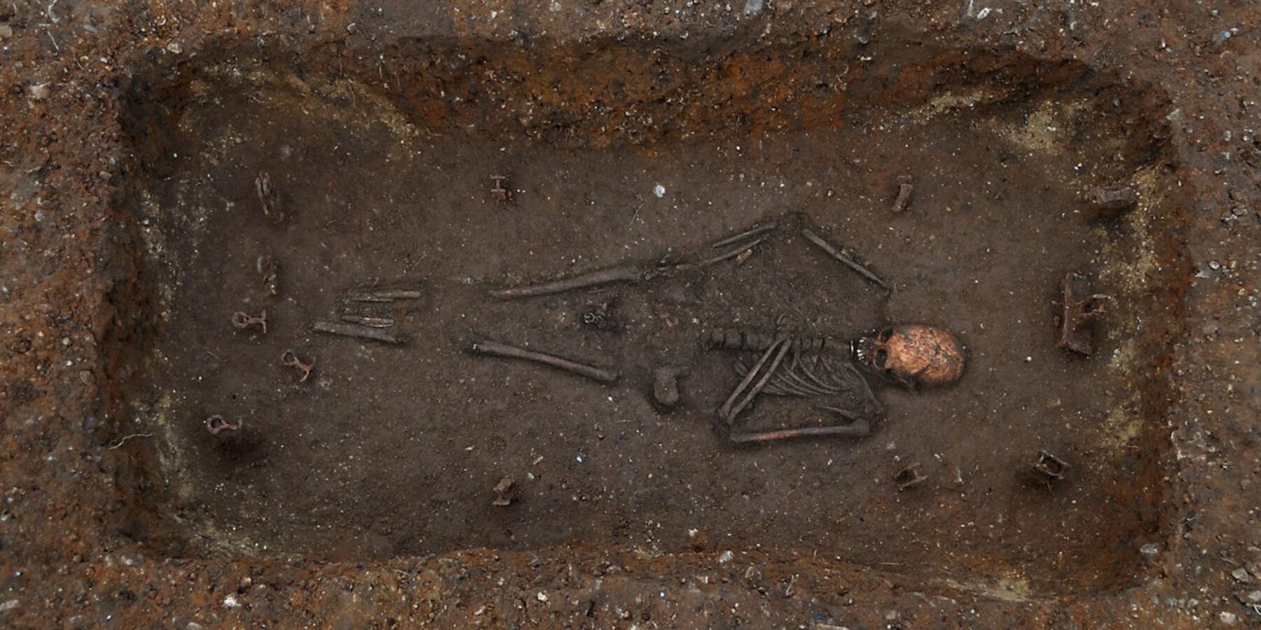 Вчені реконструювали обличчя знатної англосаксонки із VII століття, похованої на ліжку