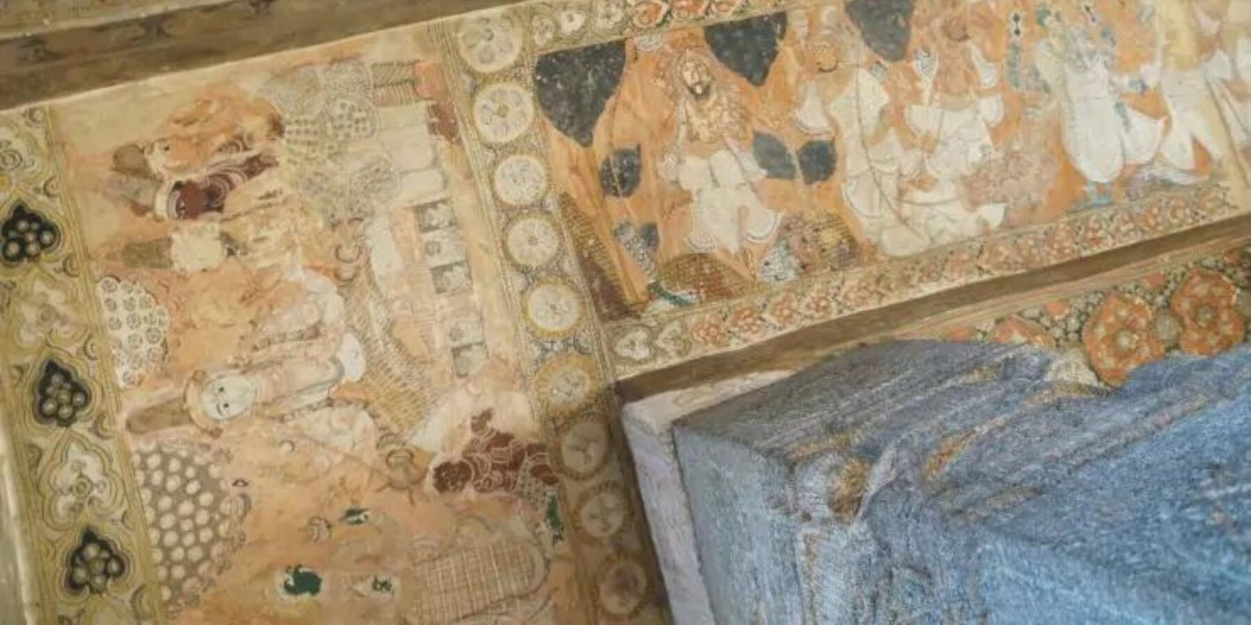 Вчені розкрили таємницю “висячої колони” храму Вірабхадра в Індії