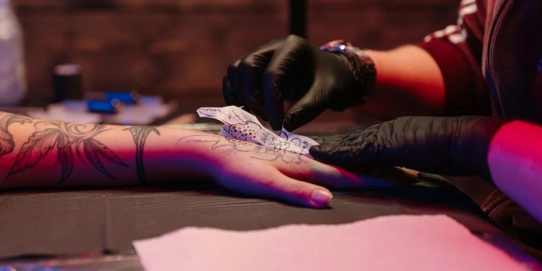 Тату і спосіб життя: вплив на вибір професії та спілкування