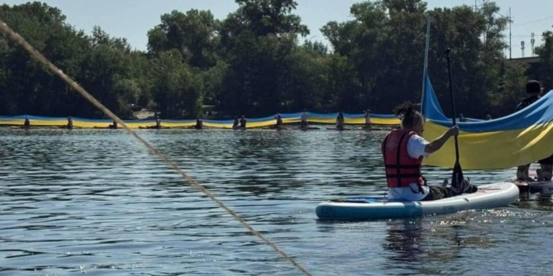 У Києві встановили рекорд, розгорнувши гігантський прапор