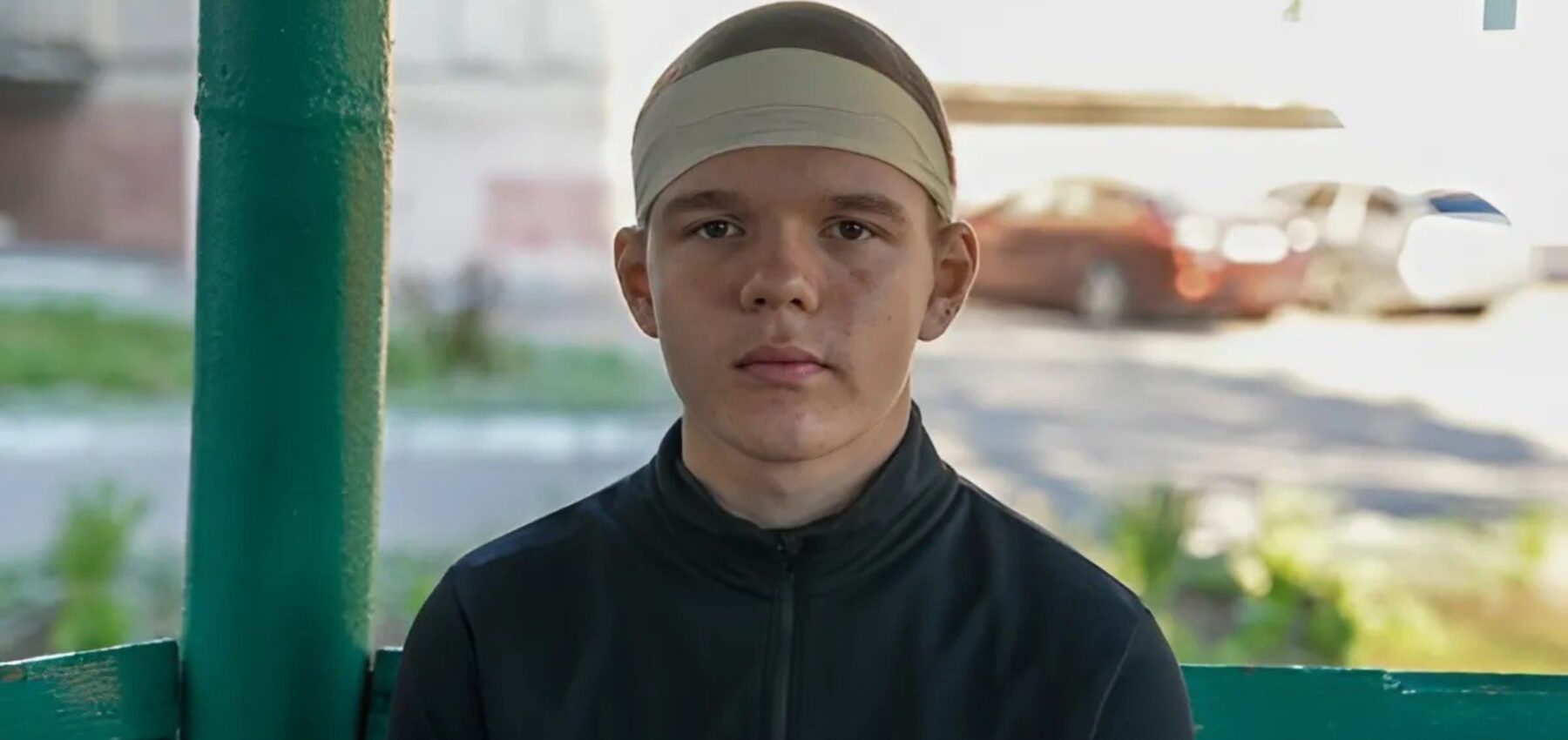 Підліток, який рятував сумчан під час ракетного удару, отримав почесну нагороду від Президента