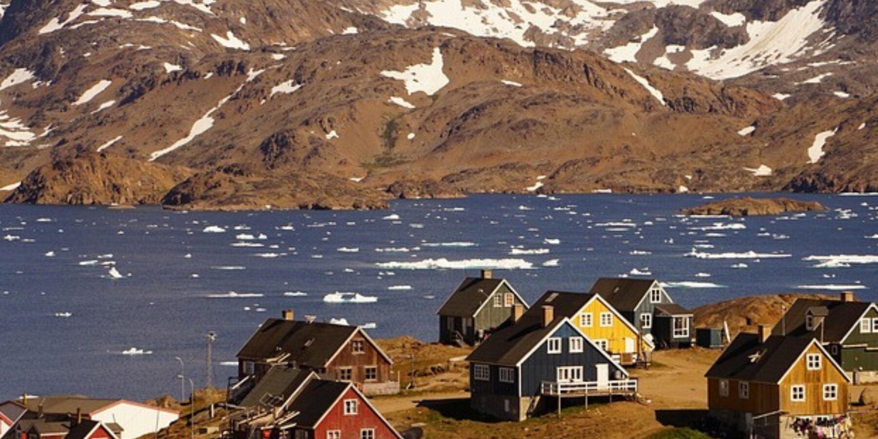 Вчені зафіксували зменшення та переміщення Гренландії