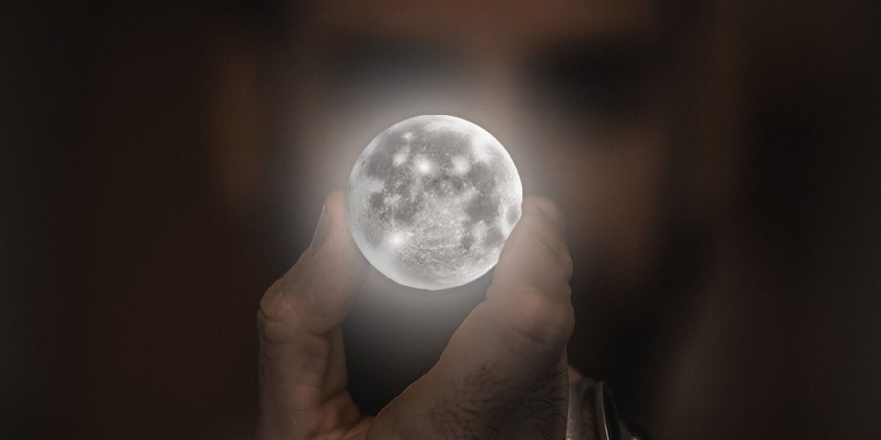 Вчені навчилися добувати енергію з Місяця