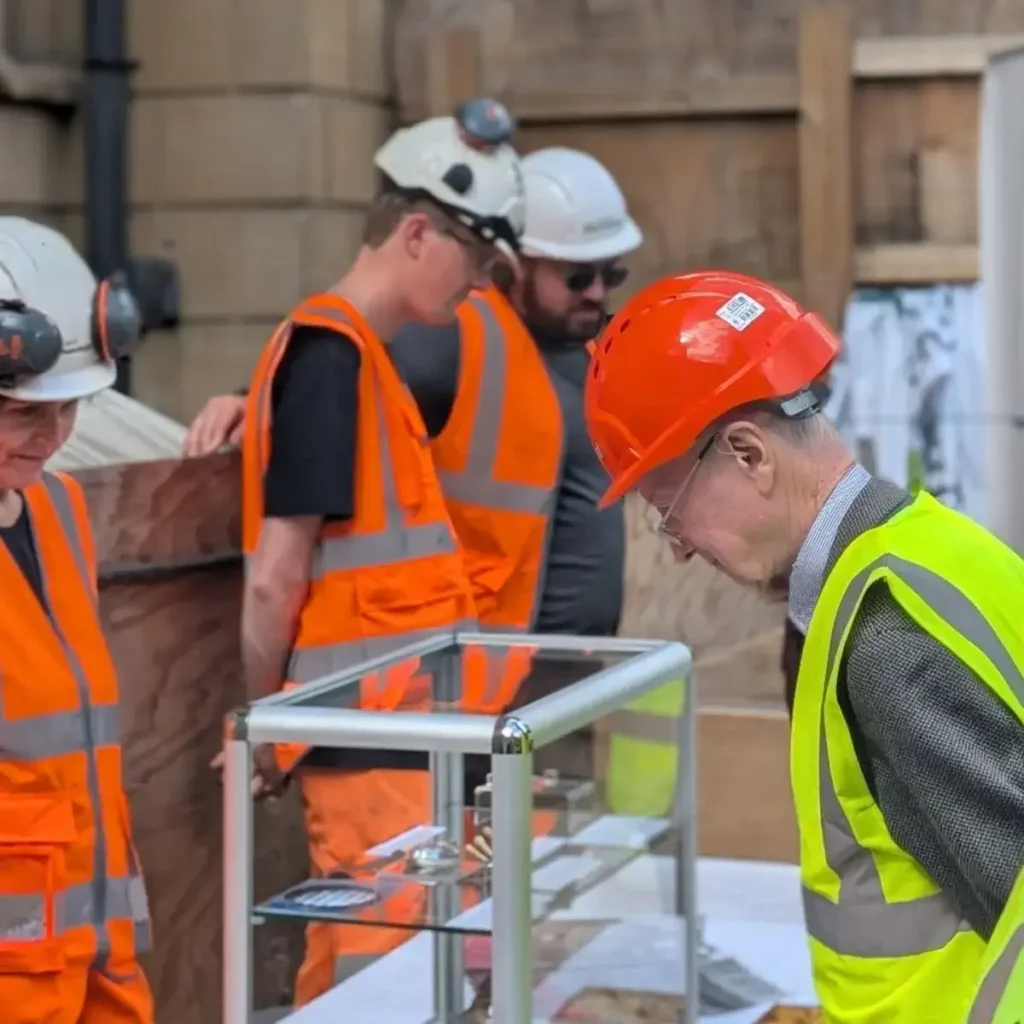 У Великобританії знайшли середньовічний камінь для читання