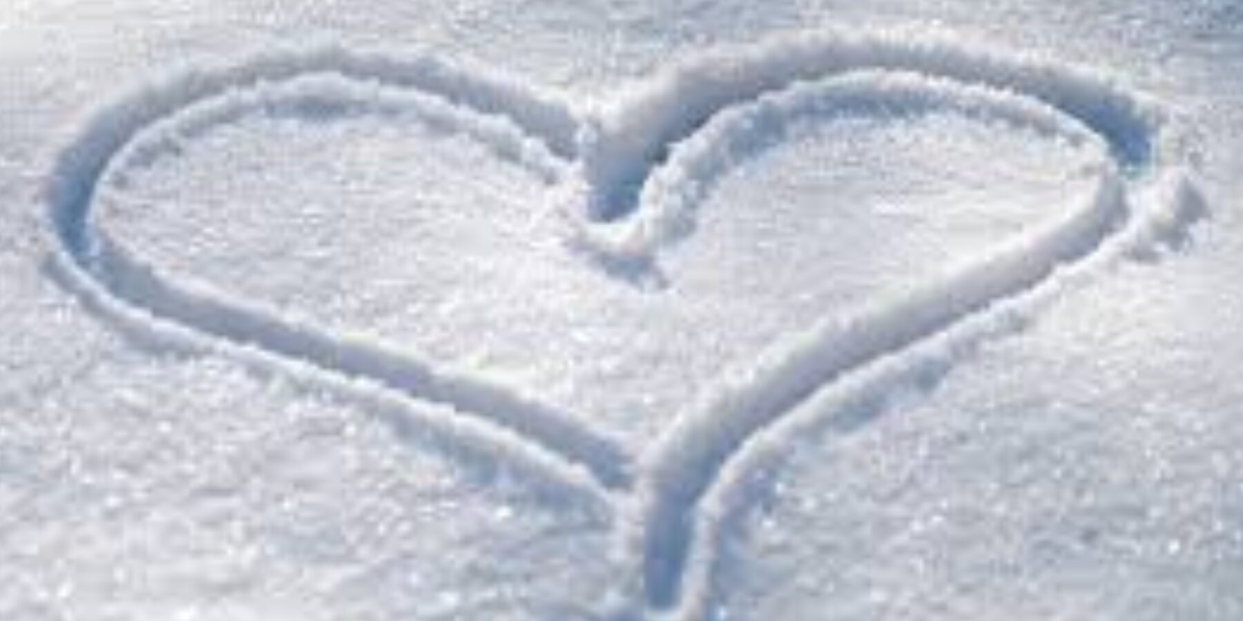 Вчені встановили, чим насправді пахне сніг