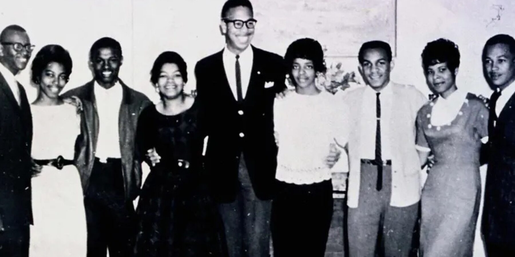 Таємниці історії: як дев’ятеро студентів вибороли право читати книги